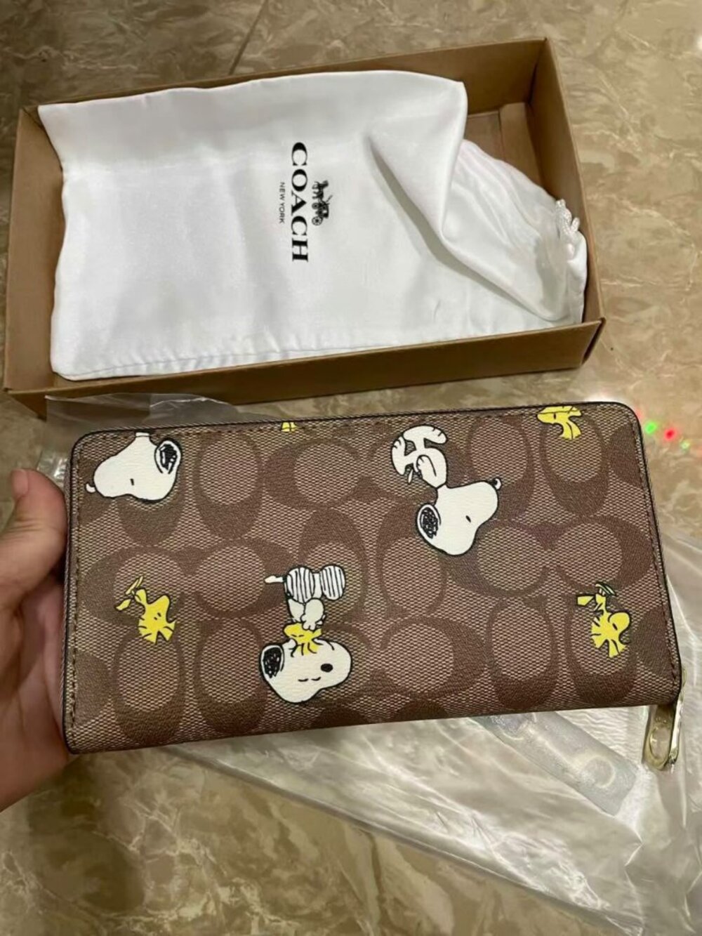 Coach x Peanuts Snoopy Signature Zip Wallet